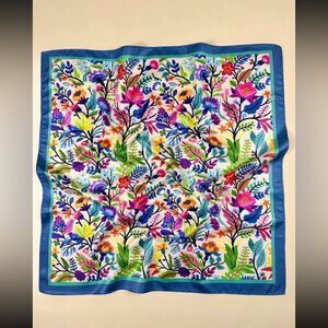 Floral scarf P41